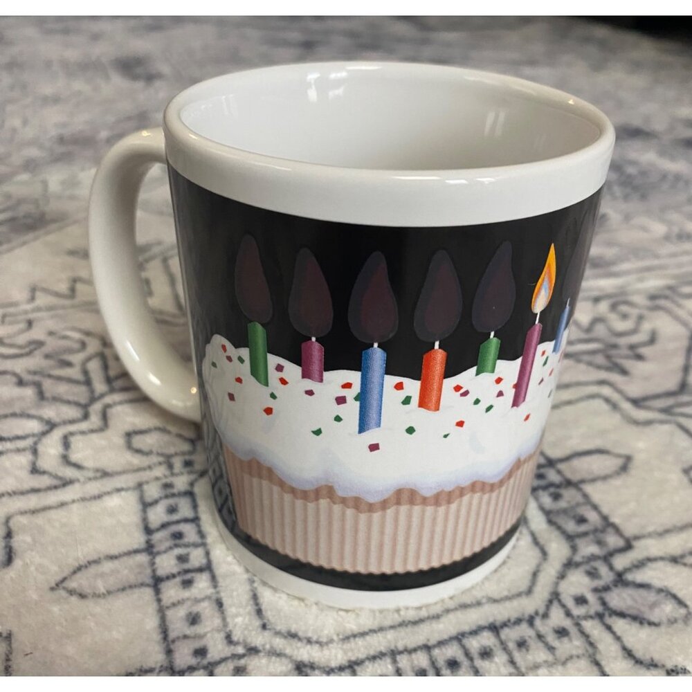 Happy Birthday CUPcake Mug By‎ Wynn Wolfe 2000 Light Up Candles Y2K Vintage Cup